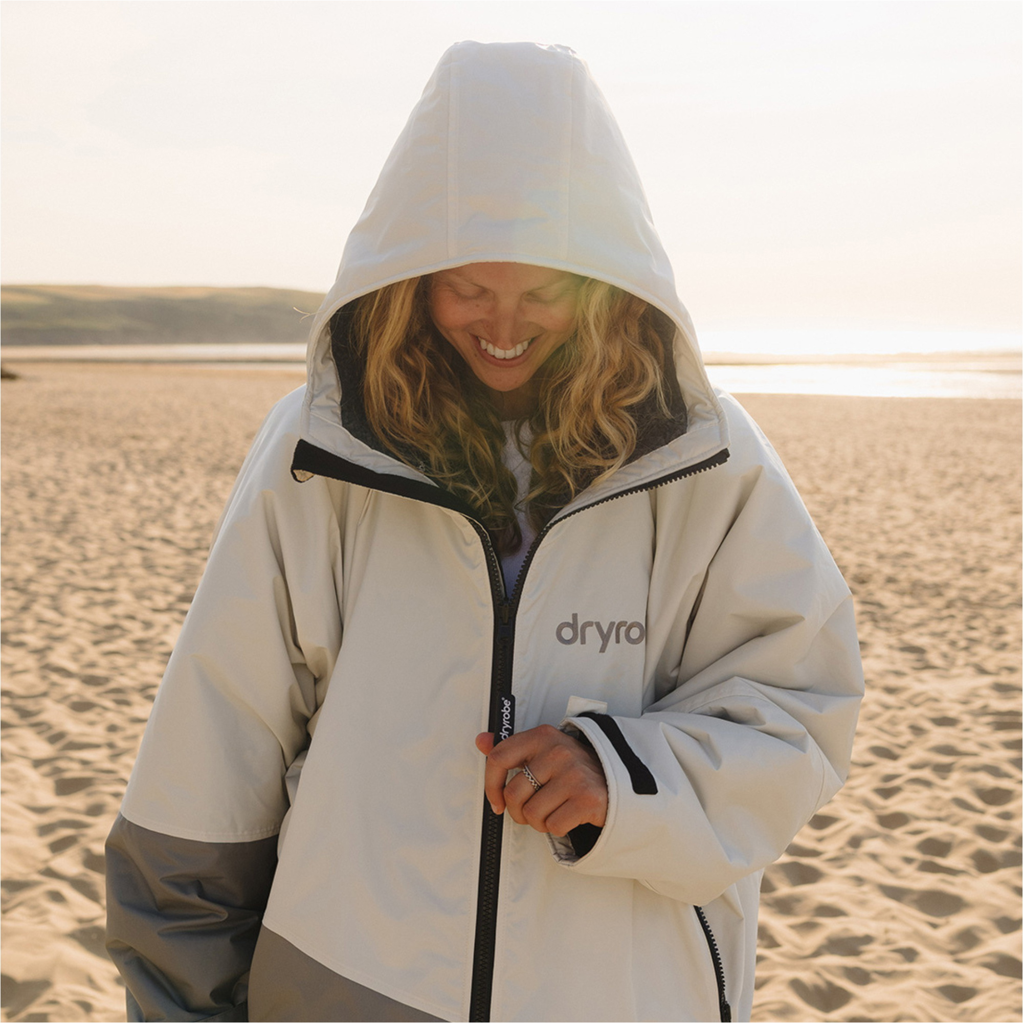 2026 Dryrobe Advance Long Sleeve Changing Robe DALSV3 - Stone